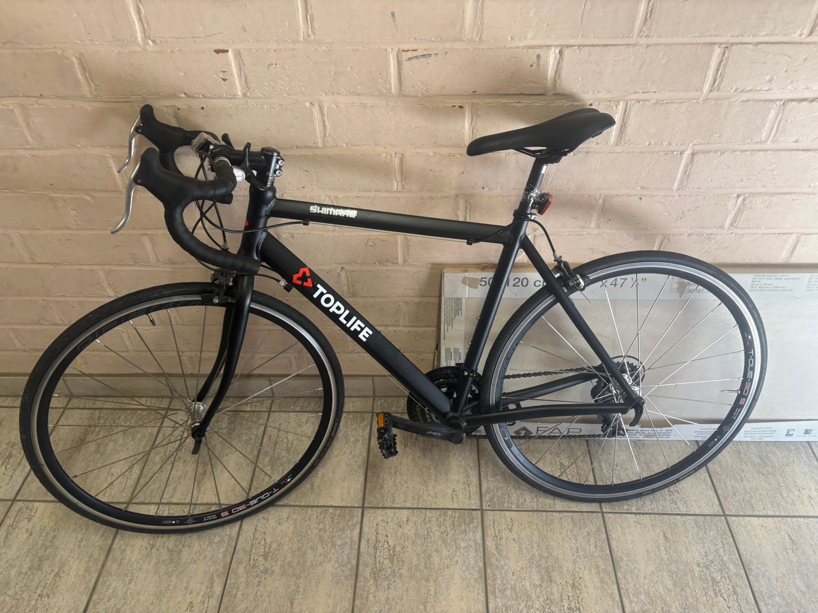 Vélo de route Toplife - Noir, d'occasion, Vélos & Vélomoteurs, Autres marques, Frein sur jante, Enlèvement ou Envoi, 57 à 61 cm