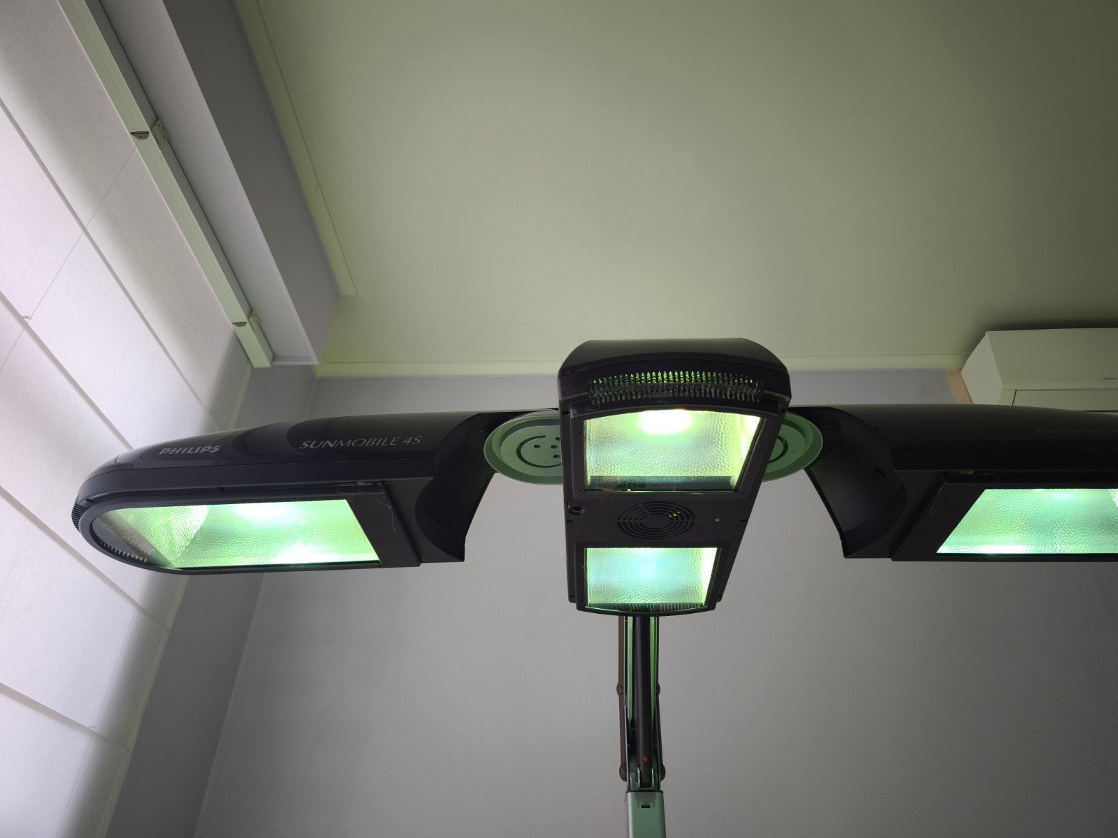 Philips Sunmobile HB 871, Enlèvement, Utilisé, Banc solaire simple face, Moins de 10 lampes