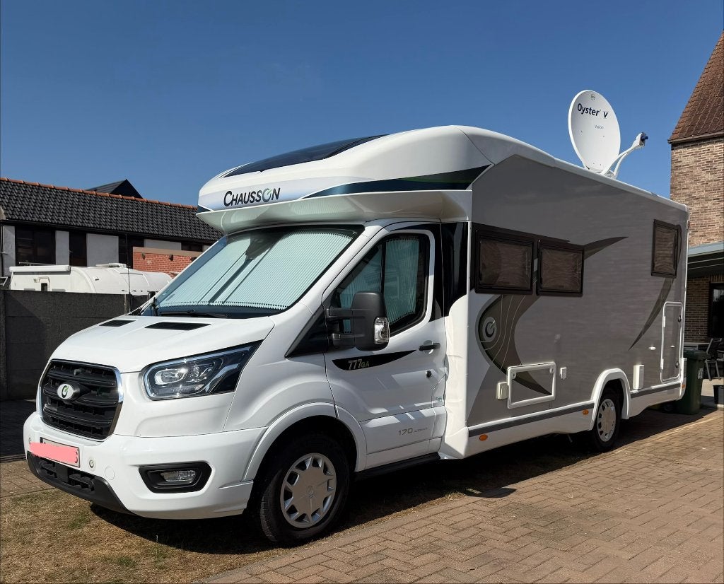 CHAUSSON 777 GA Titanium Premium, Automaat, Ford, Vloeistofverwarming, 7 tot 8 meter
