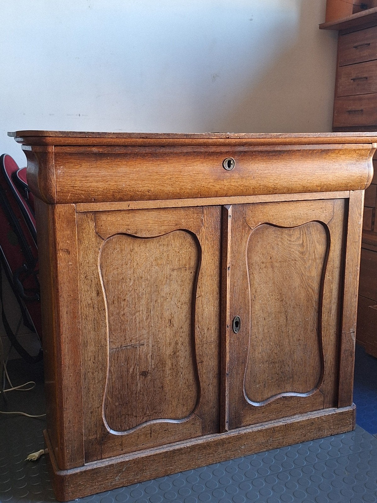 Fraaie antiek eikenhouten kast uit circa 1850, Antiek en Kunst, Ophalen