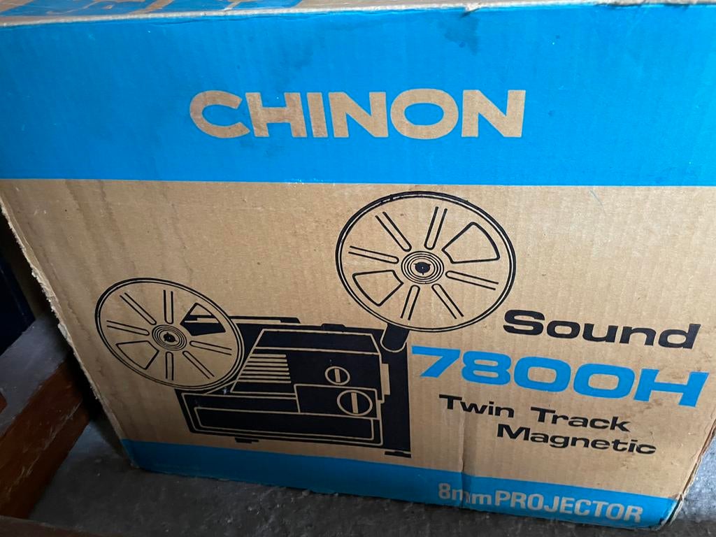 Projecteur cinema Chinon 7800H, Enlèvement, Projecteur
