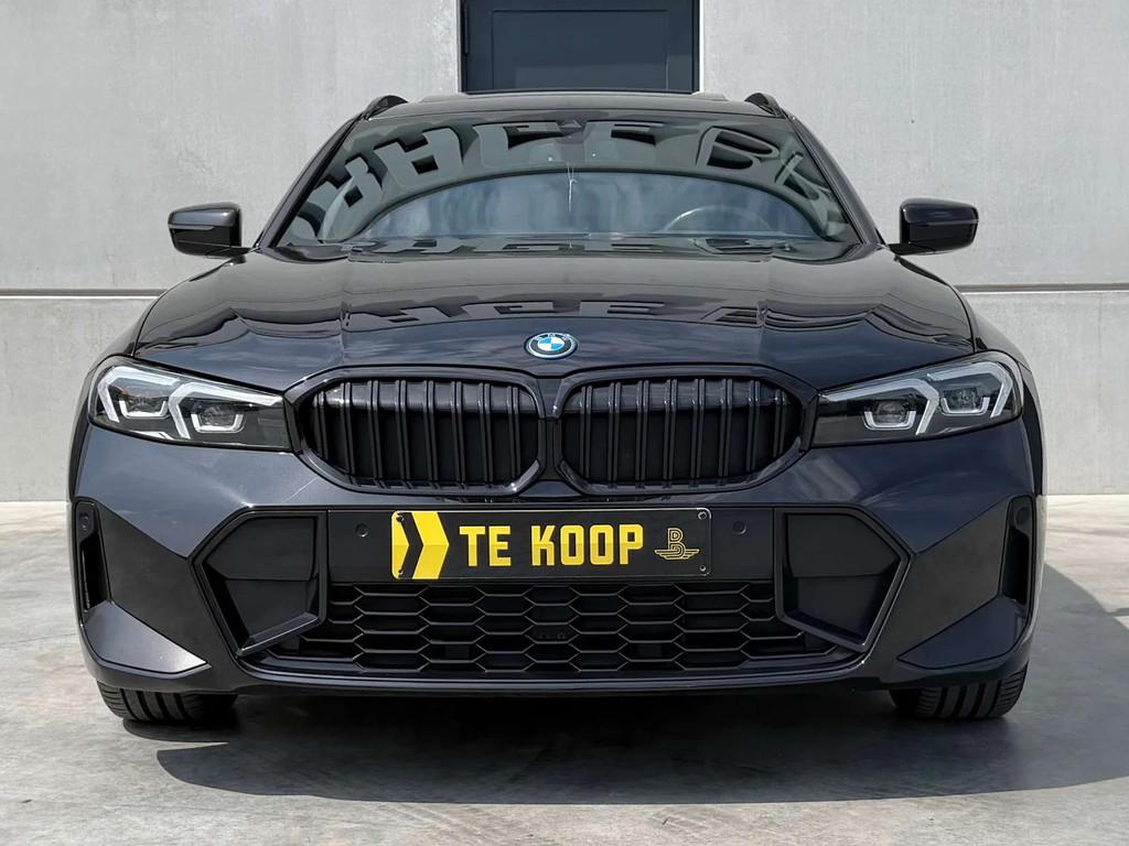 BMW 3 Serie 330 PHEV*Face lift*M-pack*Pano*Trekhaak*Head-up*, Auto's, BMW, Automaat, 1998 cc, Gebruikt, Zwart