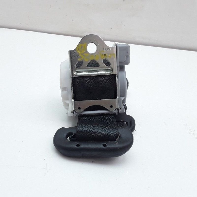 CEINTURE DE SECURITE ARRIERE DROITE Toyota Aygo (B40), Autos : Pièces & Accessoires, Habitacle & Garnissage, Utilisé, Toyota
