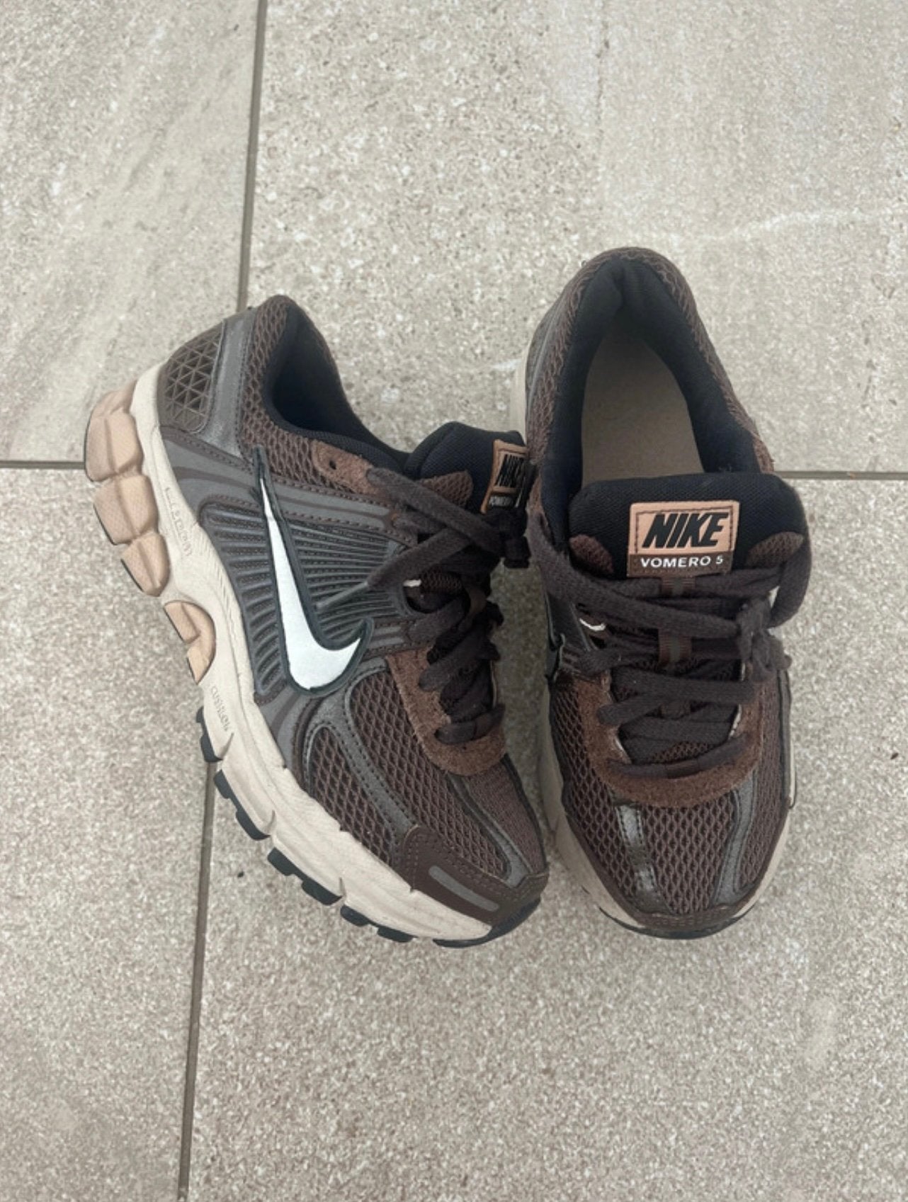 Baskets Nike, Vêtements | Femmes, Enlèvement ou Envoi, Sneakers et Baskets, Brun, Porté