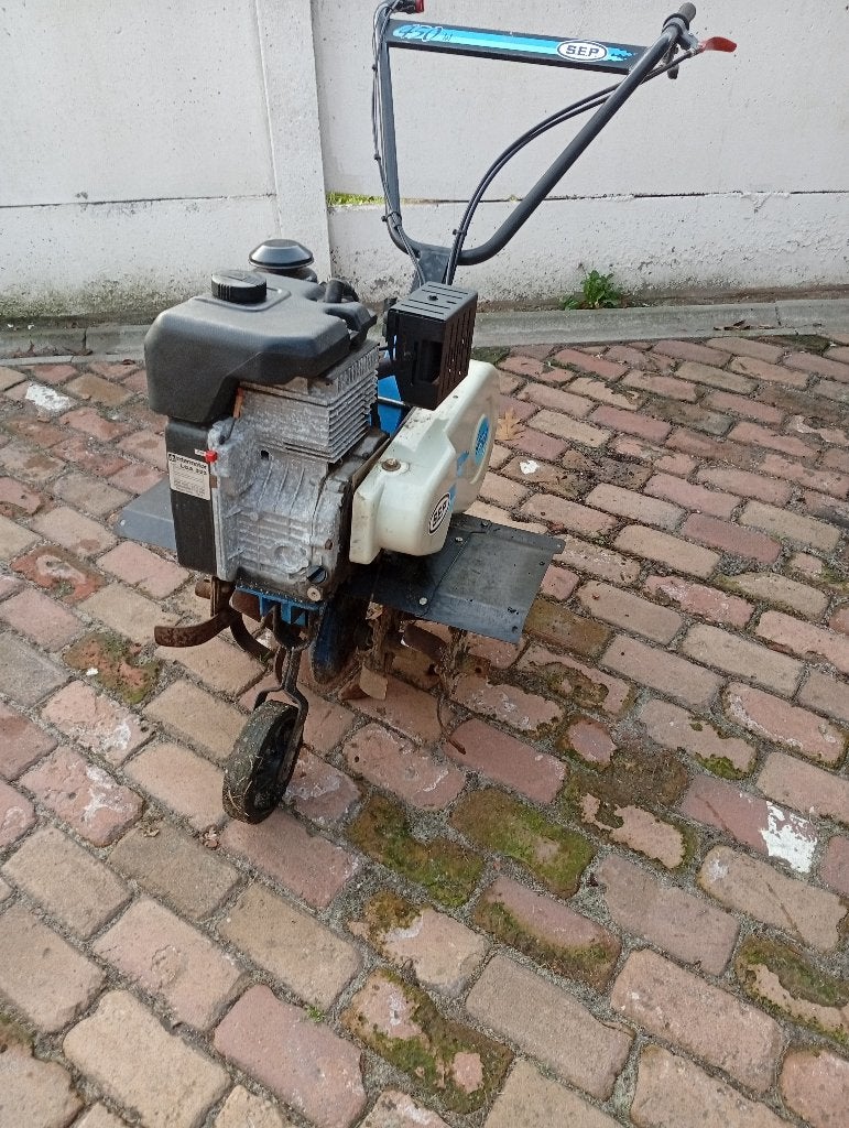 tuinfrees grondfrees, Doe-het-zelf en Bouw, Ophalen, Zo goed als nieuw, Benzine, Tuinfrees