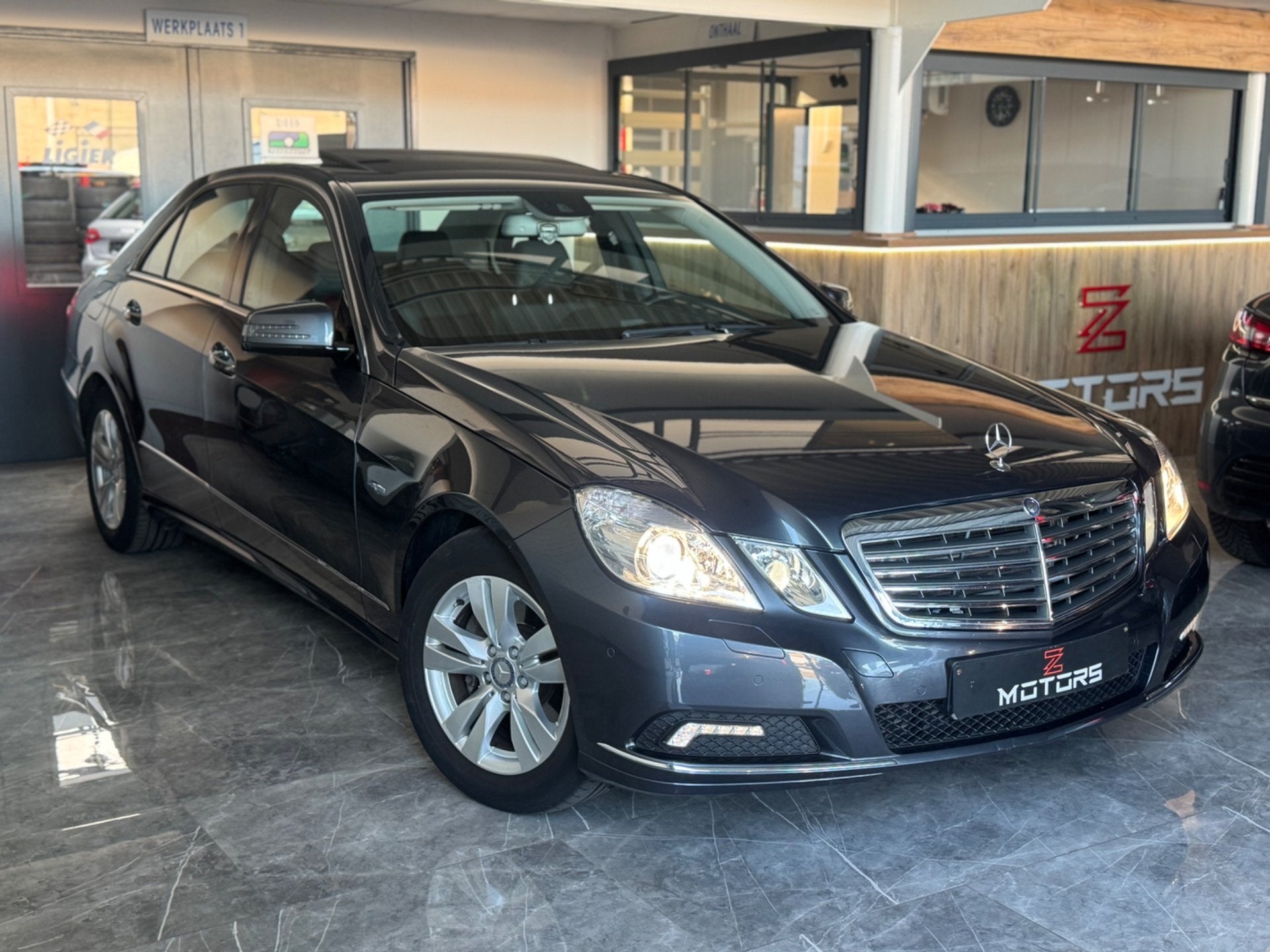 Mercedes E300 | Diesel | Automaat, Autos, Mercedes-Benz, Entreprise, Achat, Classe E, Phares directionnels, Air conditionné, Alarme