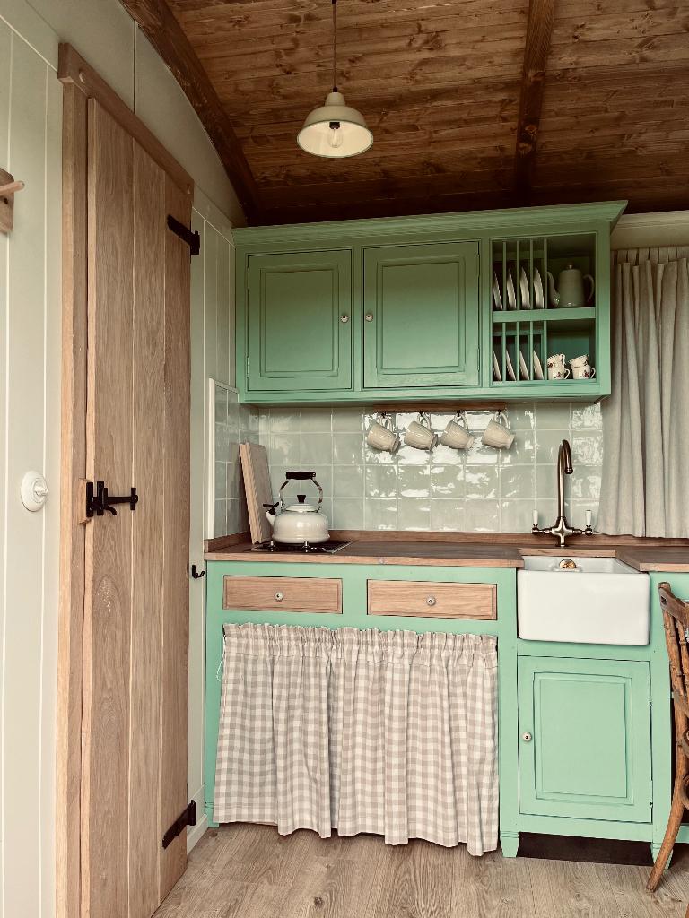 Luxueuze tiny house op wielen, Tot en met 2