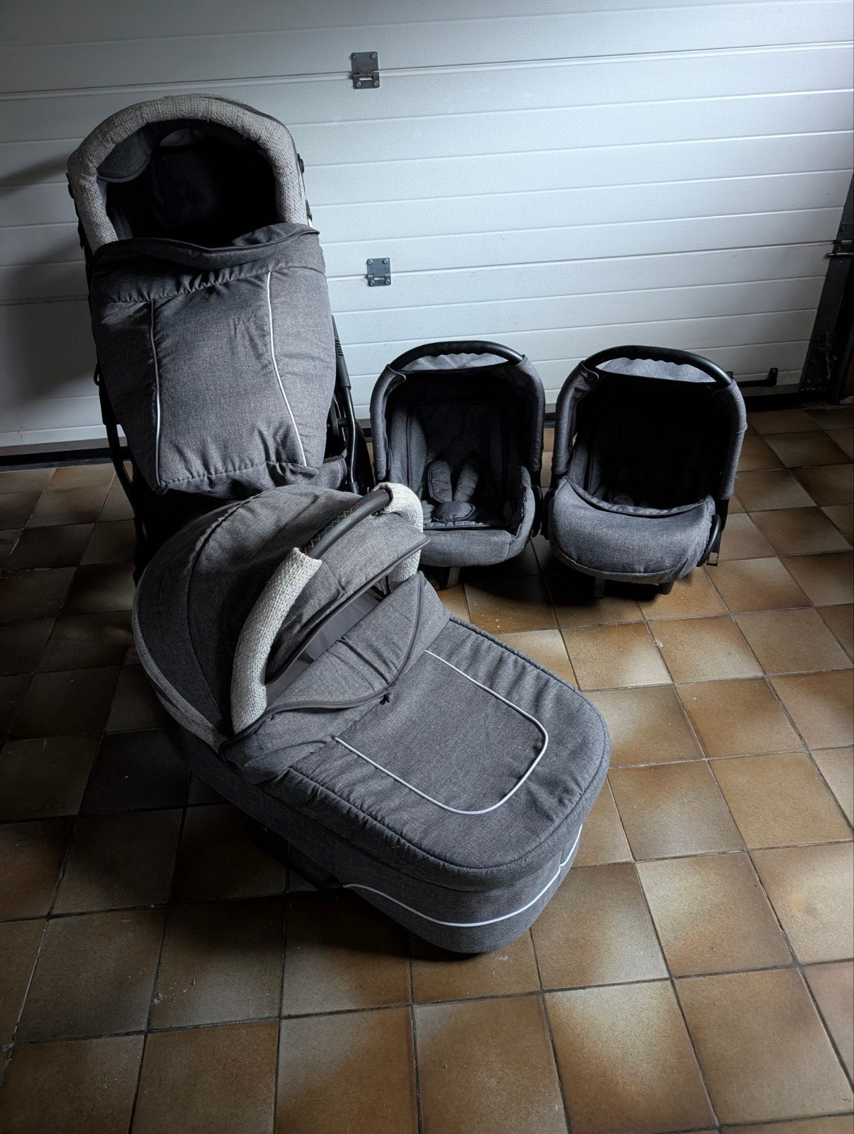 kinderwagen, Ophalen, Zo goed als nieuw, Kinderwagen, Luchtbanden