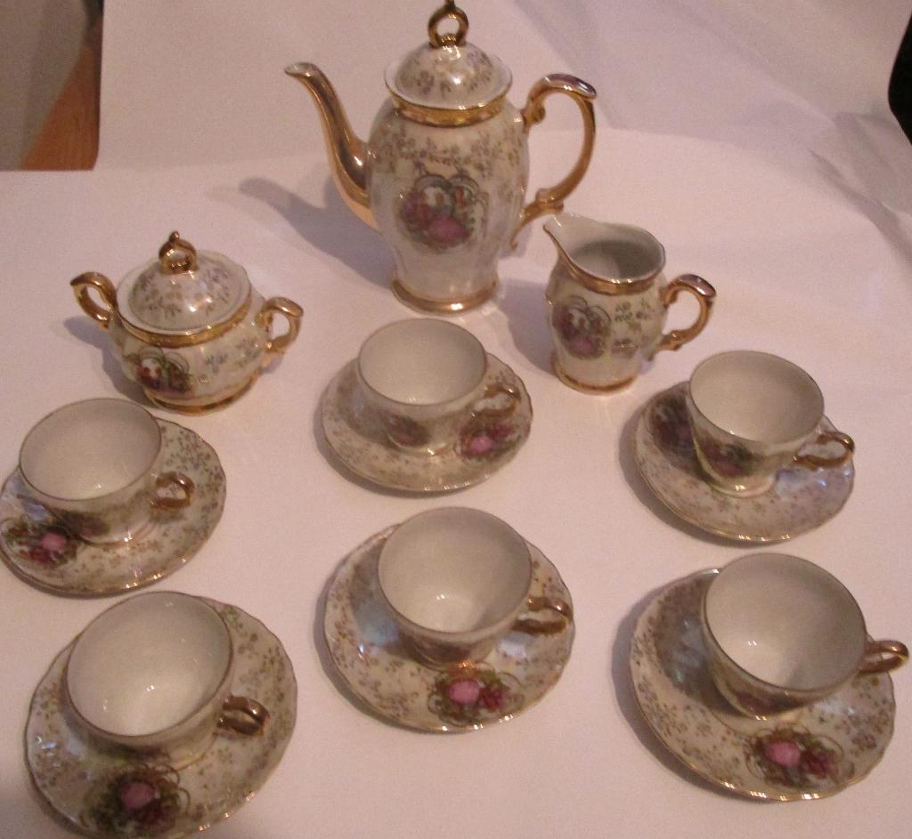 antiek servies, Ophalen