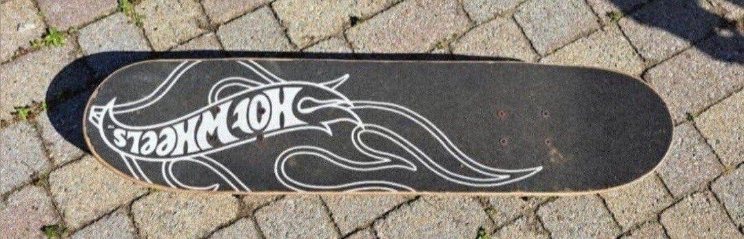 Skateboard Hot Wheels en bon état., Enlèvement, Skateboard
