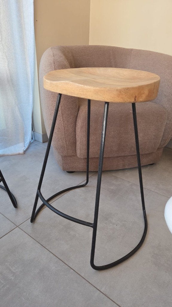 Chaise de style champêtre, Avec repose-pieds, 2 tabourets, Enlèvement, Utilisé