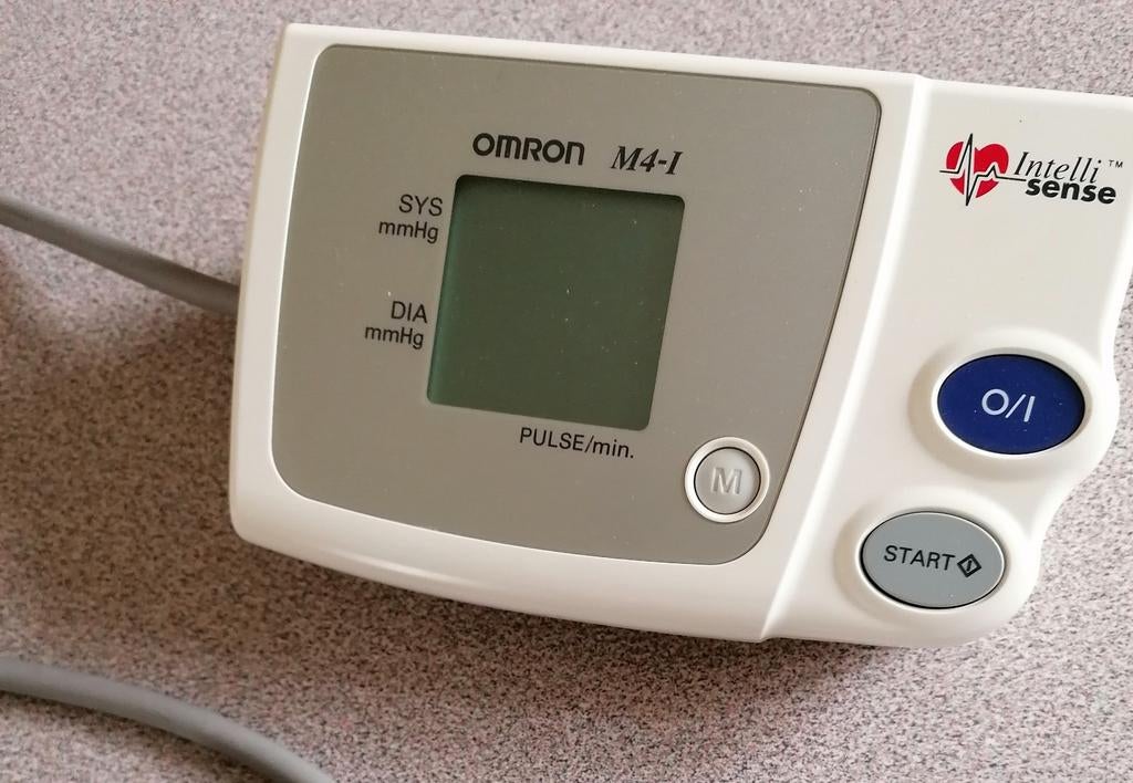 Omron bloeddrukmeter in goede staat, Ophalen