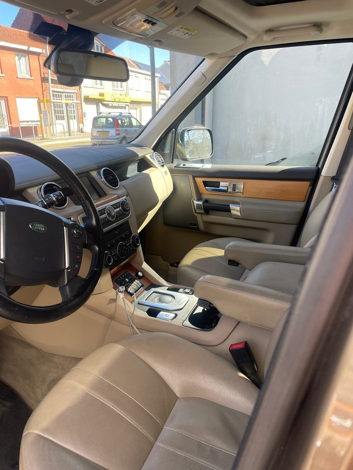 Landrover discovery 4, Auto's, Automaat, Beige, Overige kleuren, Leder