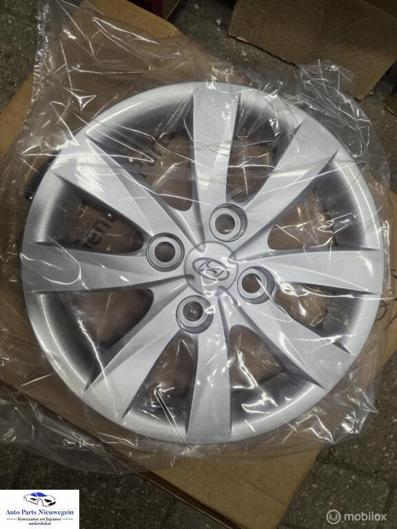 Wieldop origineel Hyundai i10 II ('13-'18) 52960-B9000, Neuf, Enlèvement ou Envoi