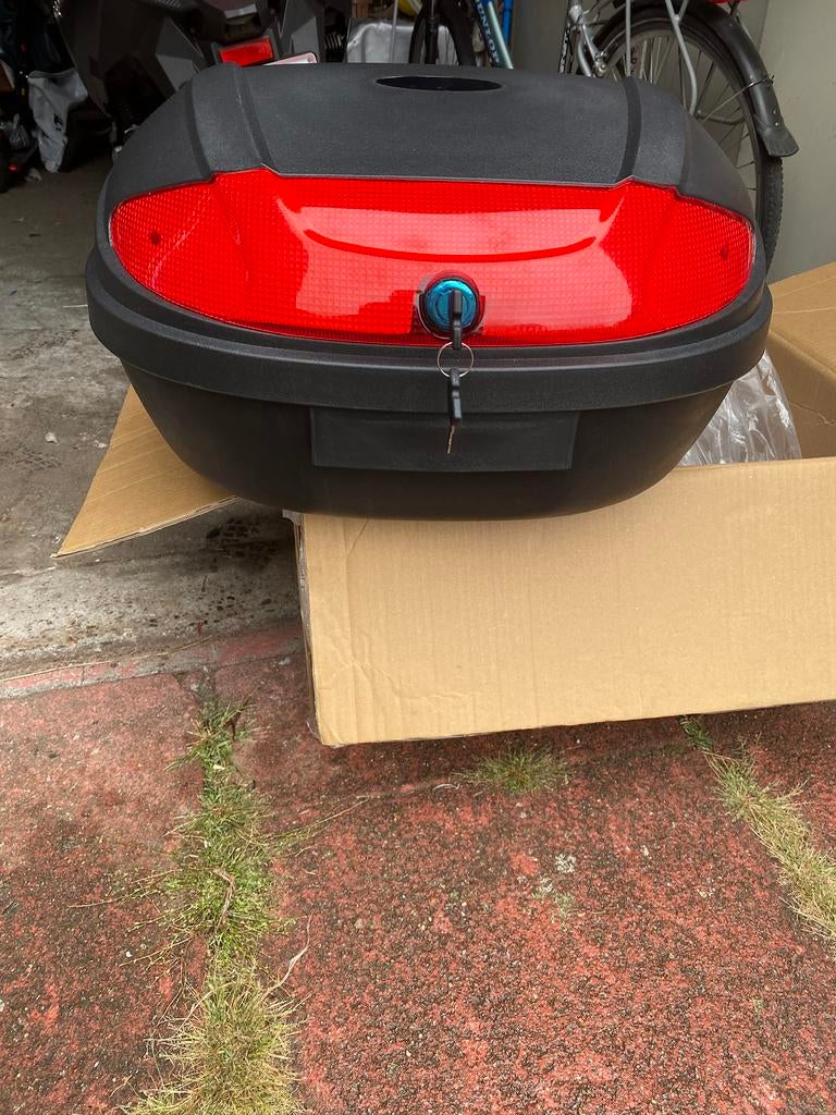 Topkoffer( nieuw), Fietsen en Brommers, Brommeronderdelen | Algemeen, Ophalen of Verzenden, Nieuw, Overige typen