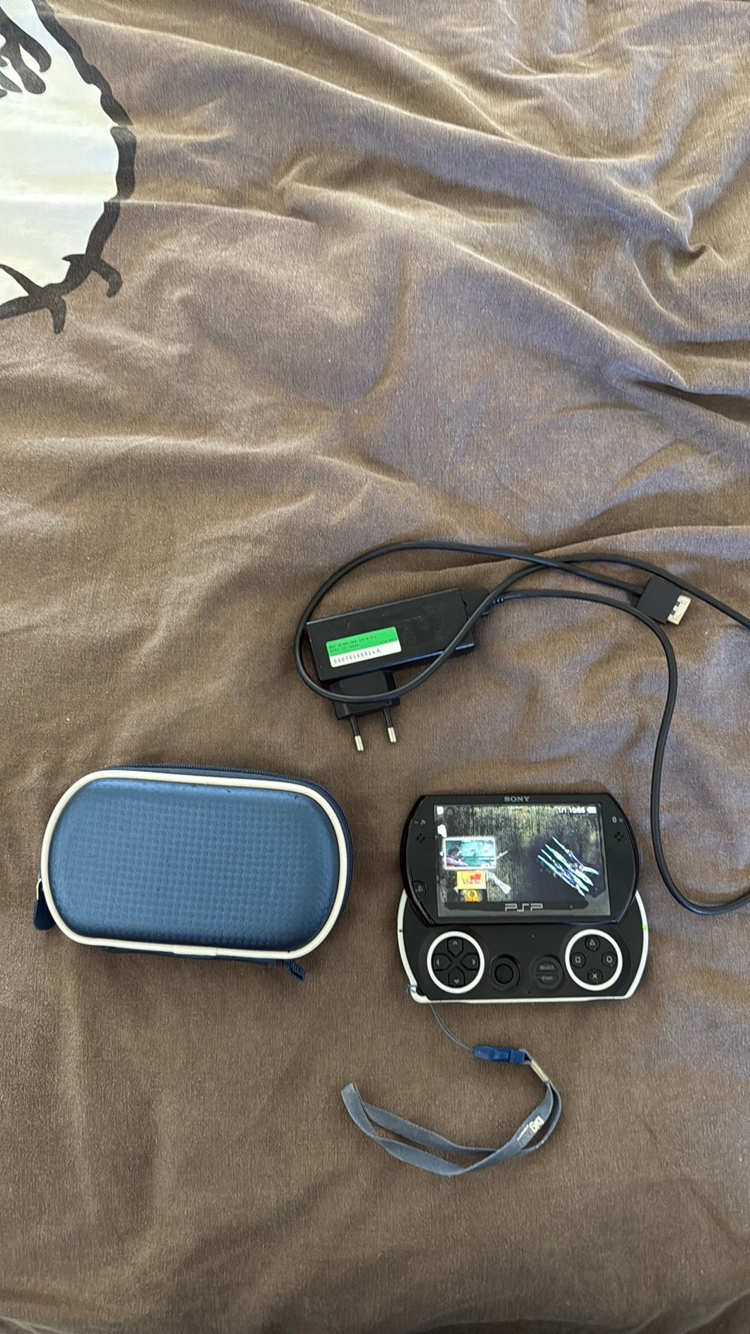 PSP GO (JAILBREAK), Games en Spelcomputers, Spelcomputers | Sony PSP, Ophalen, Zo goed als nieuw, PSP