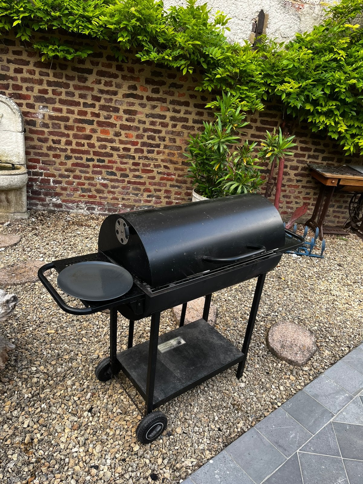 Barbecue, Enlèvement, Comme neuf