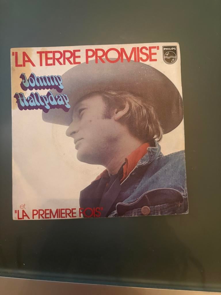 Johnny hallyday 5 vinyles 45 tours vend le lots 7€, Enlèvement, Utilisé