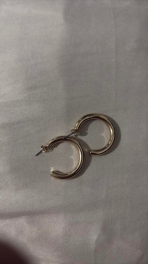 Nep goud oorbellen, Handtassen en Accessoires, Piercings, Ophalen of Verzenden, Nieuw, Goud