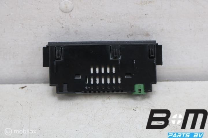 Dubbele USB-bus VW ID4 PRO 5NA035736, Gebruikt