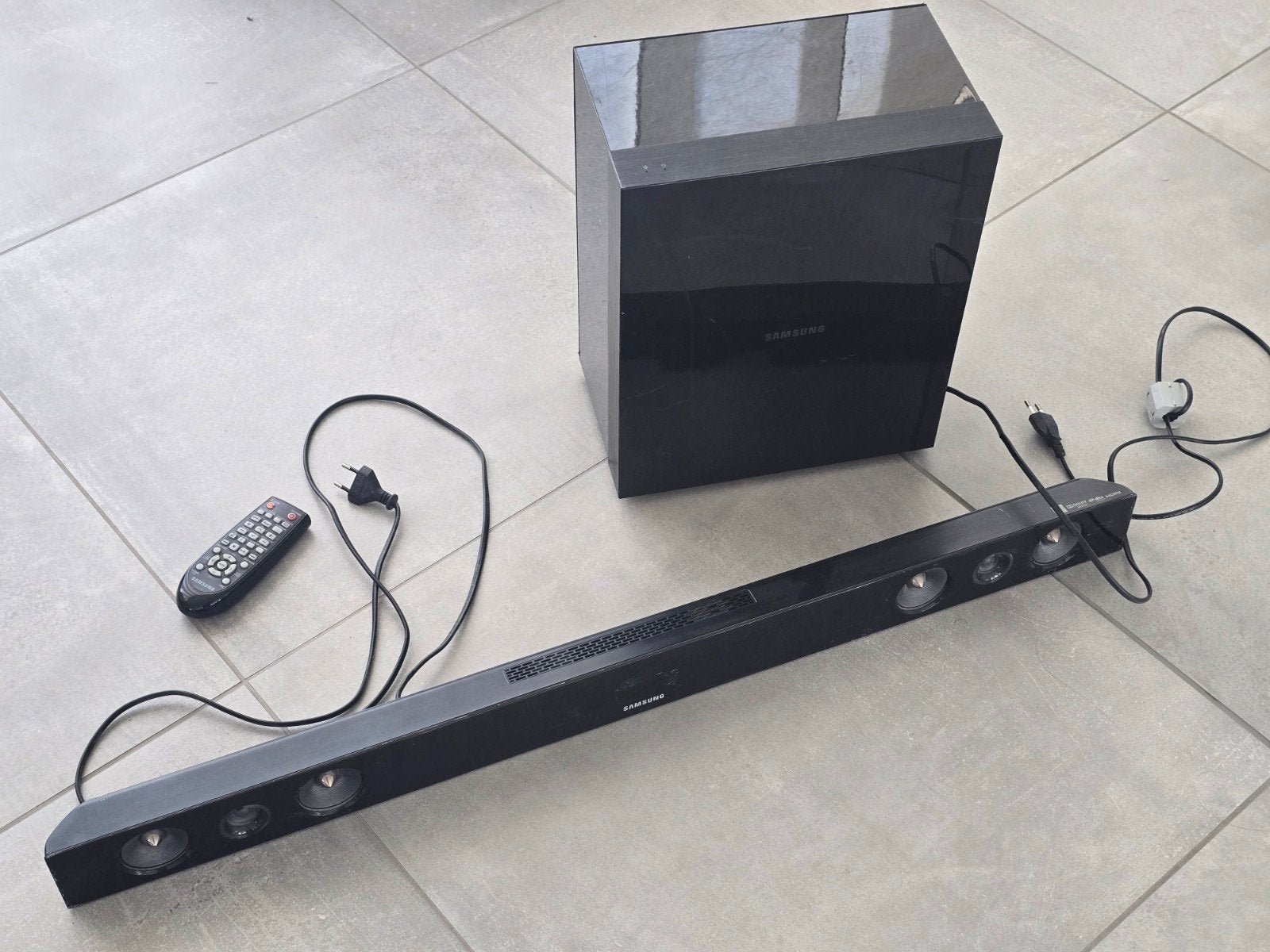 barre de son  samsung model HW-F450, Ophalen