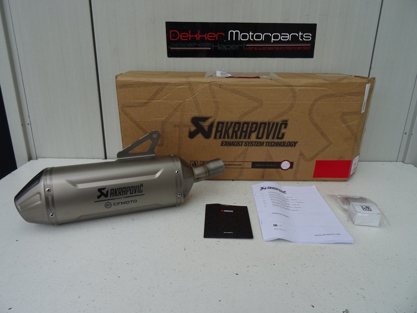 Akrapovic Slip-on Titatium Demper CFMoto 450MT 2024-2025 >, Motoren, -, -, Nieuw, Ophalen of Verzenden