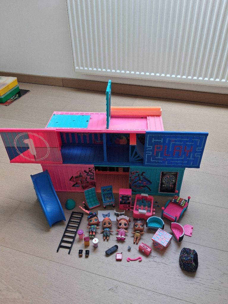 L.O.L Surprise speelhuis, Kinderen en Baby's, Ophalen, Gebruikt