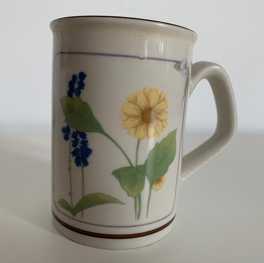 Meli adinkerke vintage thee koffie kop bloemen kruiden, Ophalen of Verzenden