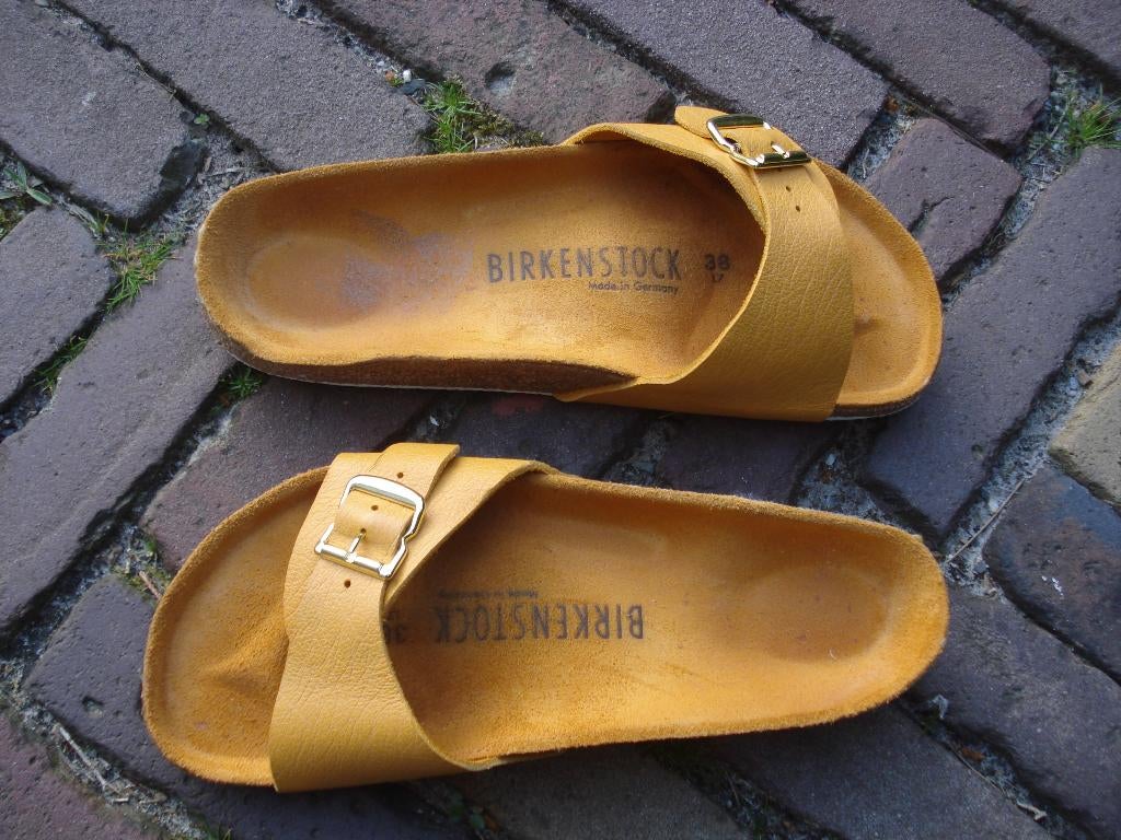 Gratis verzenden luxe birkenstock slippers mt 38, Kleding | Dames, Schoenen, Slippers, Overige kleuren, Verzenden, Zo goed als nieuw