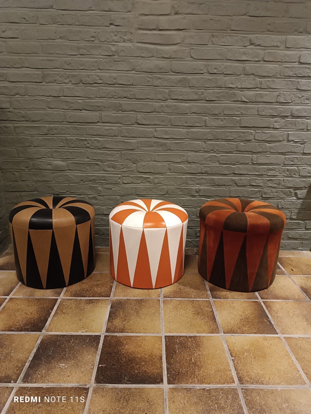 Lot de 3 poufs ronds vintage style cirque / chapiteau, Enlèvement