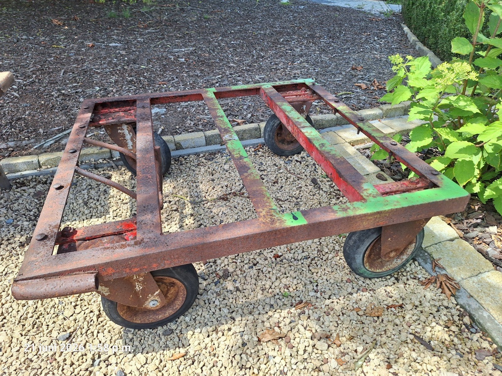 Authentieke industriele transportwagen
zwaar model
L100xB100, Doe-het-zelf en Bouw, Transportwagens, Ophalen