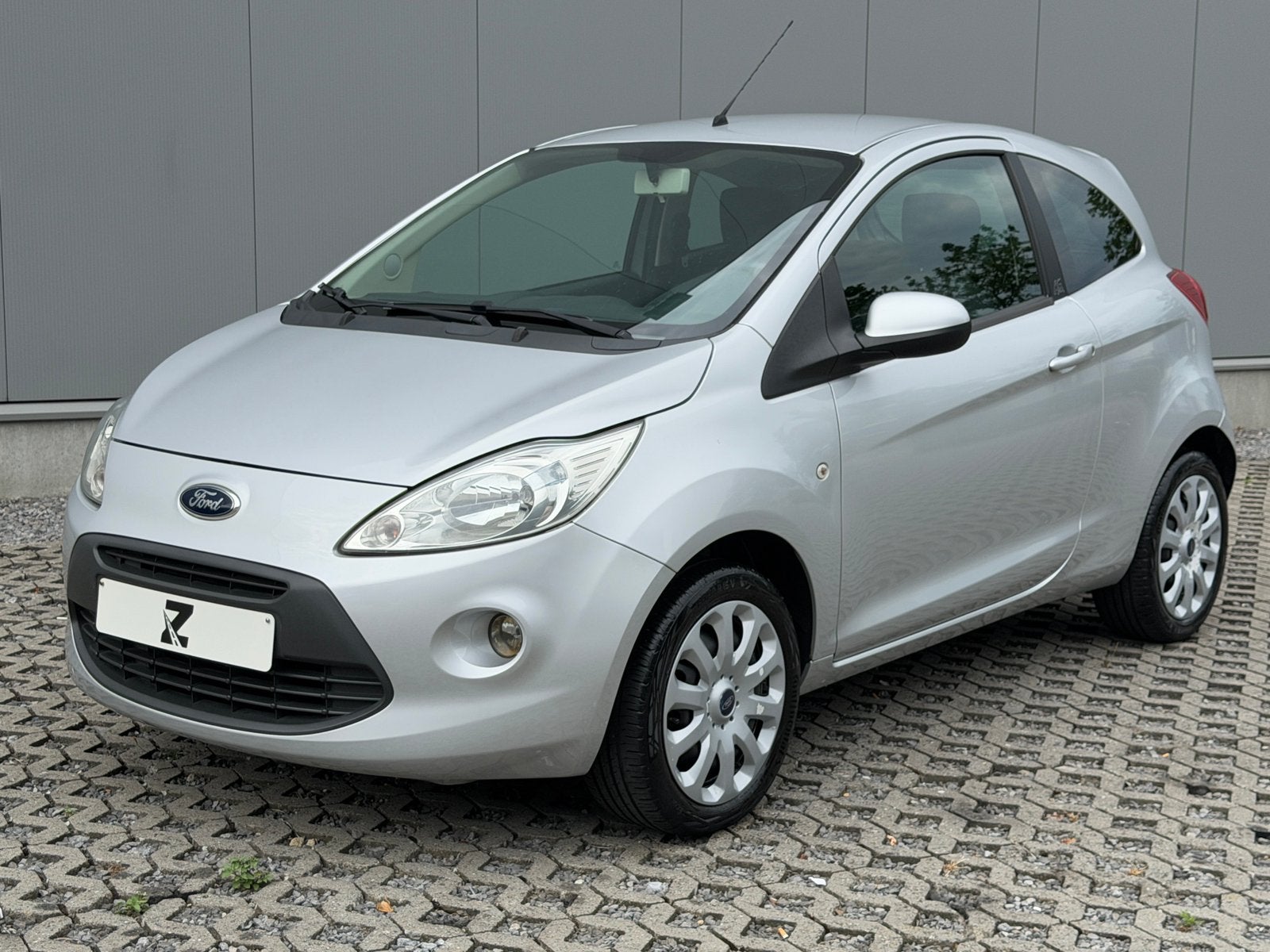 Ford Ka 1.2i✅*TOPSTAAT*Airco*Start/Stop*Benzine*, Auto's, Ford, 1242 cc, 4 cilinders, Ka, Leder en Stof
