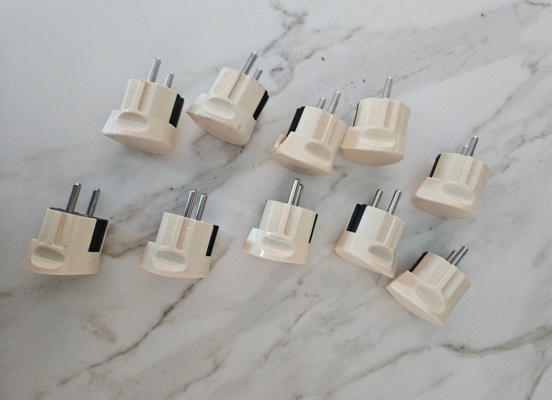10 nieuwe stekkers, Ophalen of Verzenden