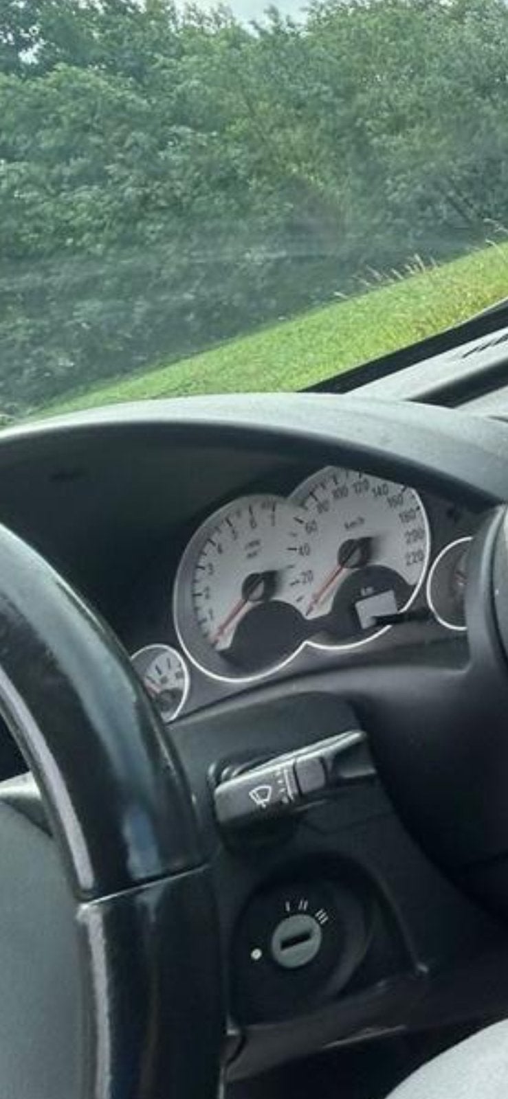 2 DE HANDS DASHBOARD, Euro 5, Zwart, Particulier, Corsa