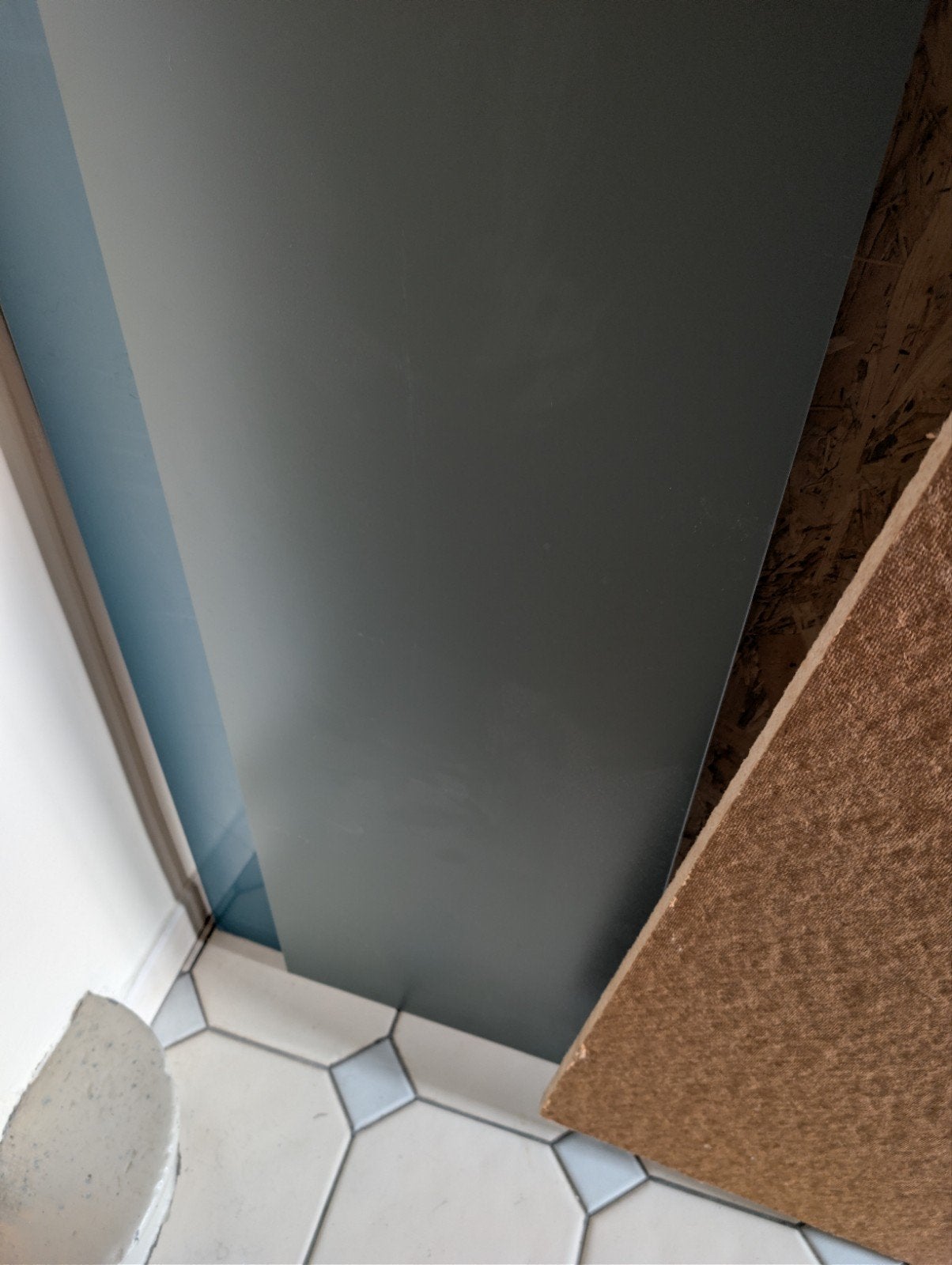 Lot 2 panneaux de finition IKEA BODARP vert-gris 39x240 cm, Maison & Meubles, Neuf, 200 cm ou plus, Moins de 50 cm, Vert
