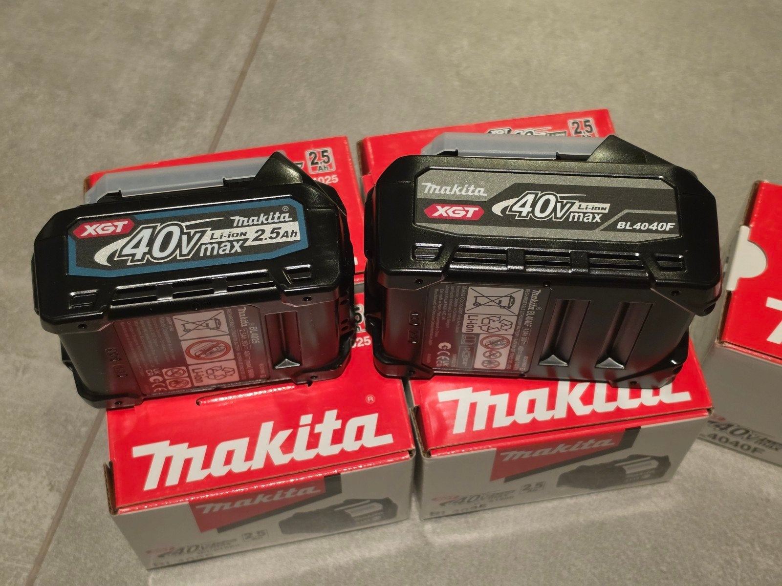 Makita xgt batterijen 40v 2.5 en 4ah, Enlèvement, Neuf