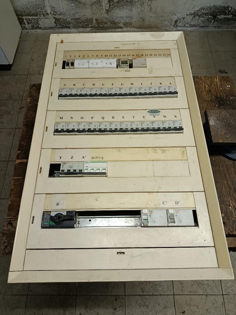 Elektriciteitskast, Doe-het-zelf en Bouw, Elektriciteit en Kabels, Ophalen, Gebruikt