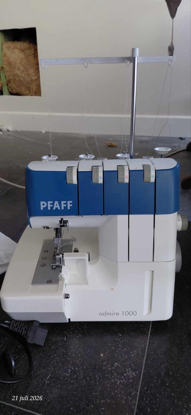 Pfaff admire 1000 overlockmachine, Hobby en Vrije tijd, Naaimachines en Toebehoren, Lockmachine, Pfaff, Ophalen