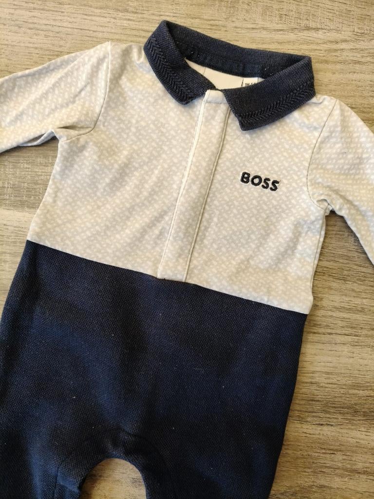 Maatpakje baby Boss - maat 1 maand, Kinderen en Baby's, Ophalen, Zo goed als nieuw, Jongetje, Hugo Boss