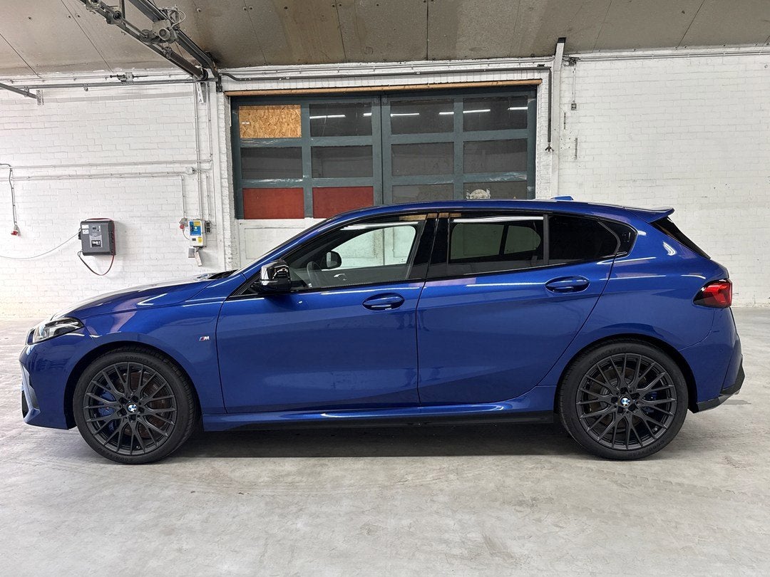 BMW 1-serie M135 xDrive M Sportpakket Pro|New|Laser, Auto's, Automaat, Automatische klimaatregeling, 4 cilinders, Blauw