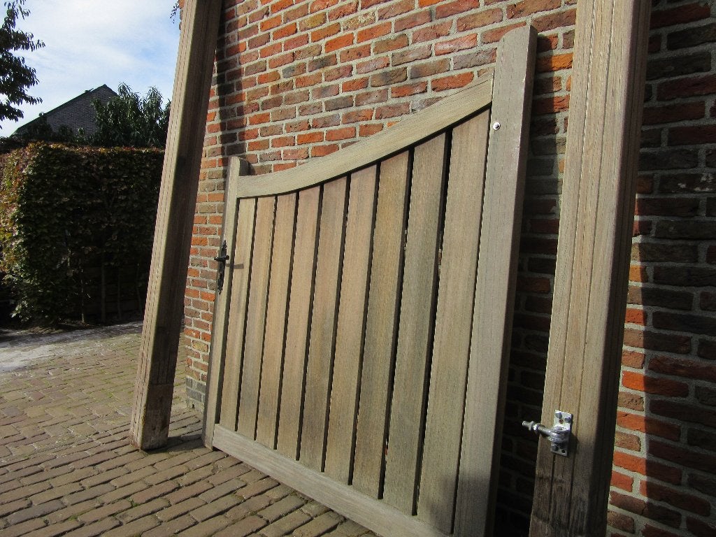 Bankirai Poort met bijhorende palen, Tuin en Terras, Ophalen, Zo goed als nieuw