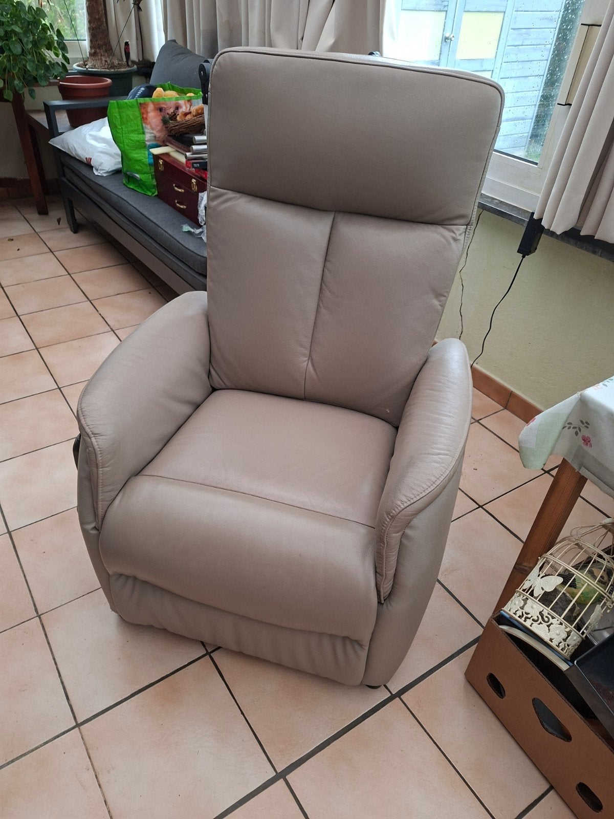 elektrische leren relax zetel, Huis en Inrichting, Ophalen