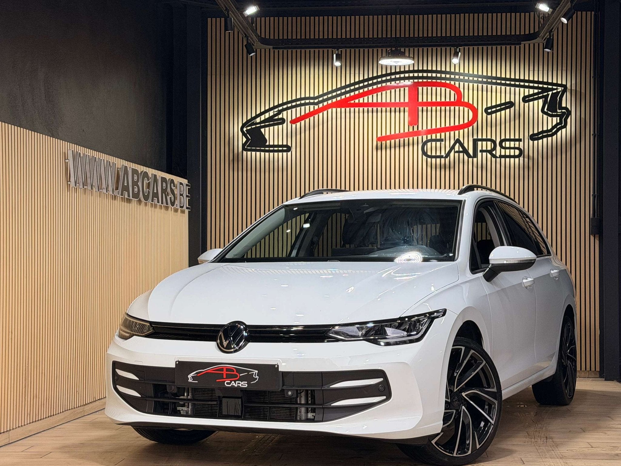 Volkswagen Golf Variant BREAK Variant 1.5 TSI * SPO R T LINE, Autos, Achat, Entreprise, Noir, 5 portes