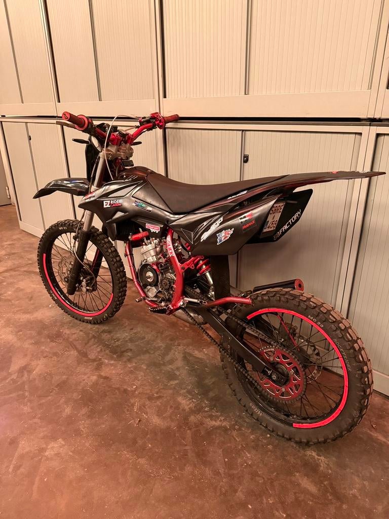 Beta rr 50, Fietsen en Brommers, Ophalen of Verzenden, Zo goed als nieuw