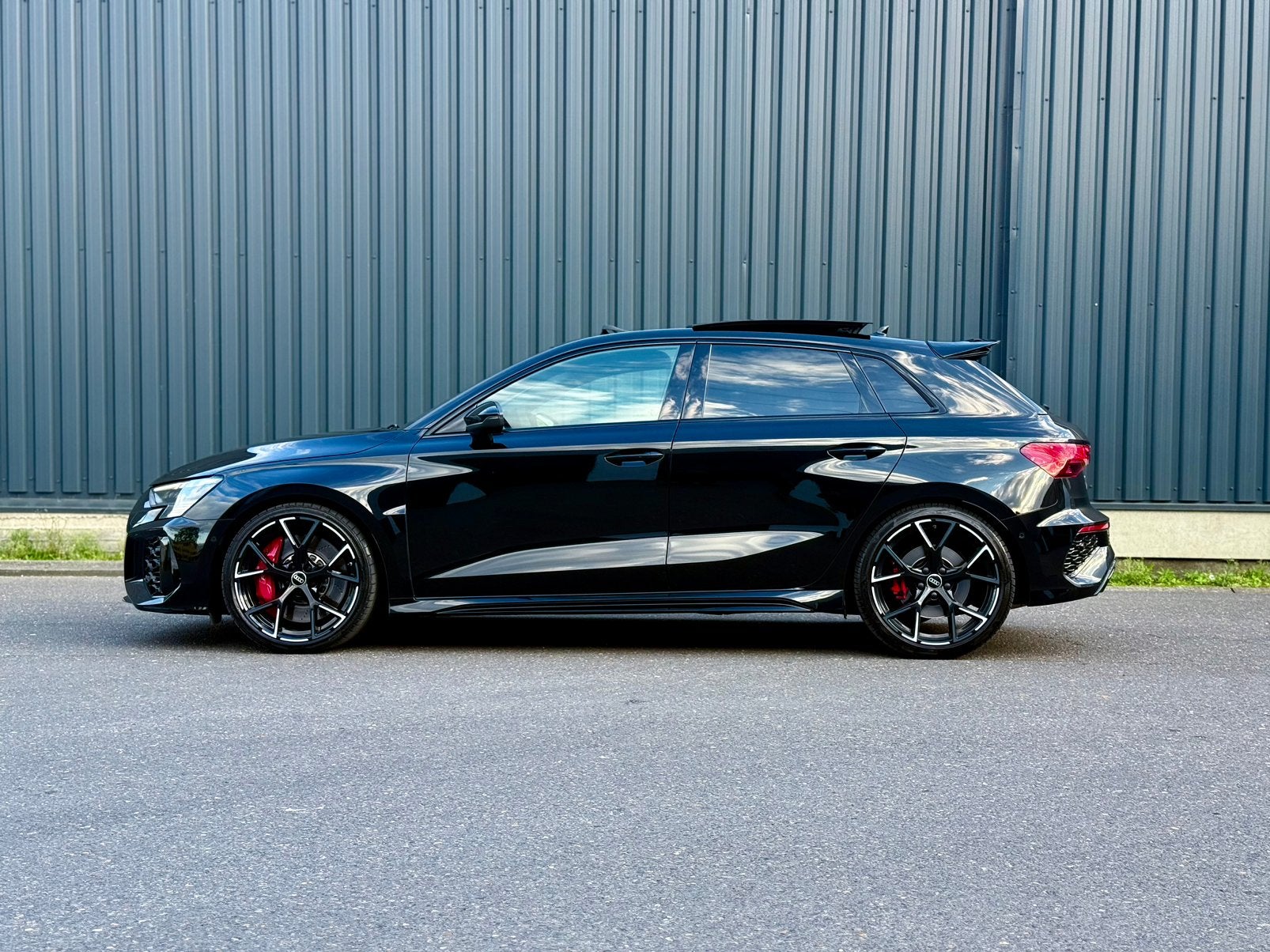 Audi RS3 Sportback 2023 2.5 TFSI QUATTRO S TRONIC–400 PK, Automaat, Zwart, 5 zetels, Vierwielaandrijving