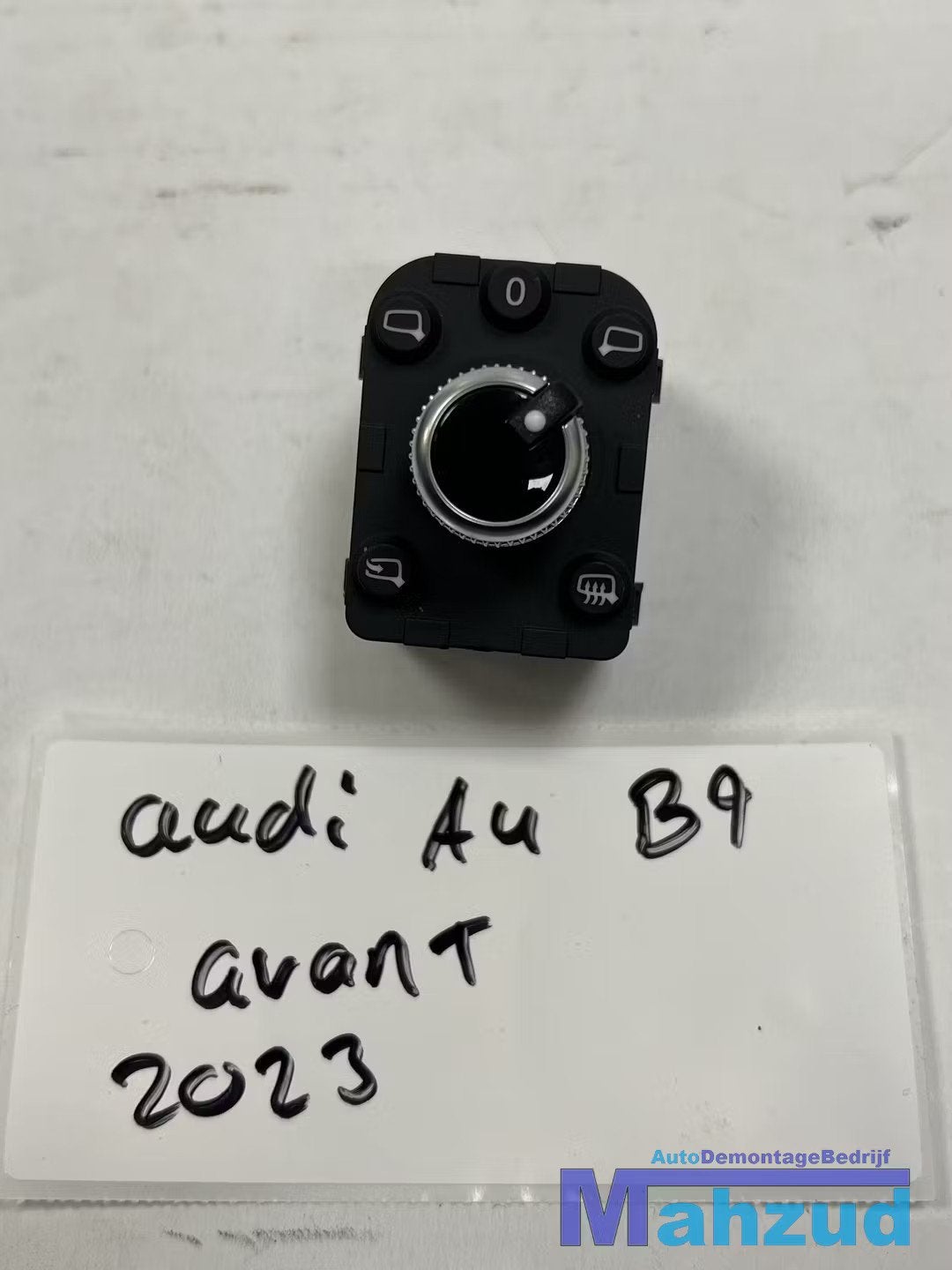AUDI A4 B9 AVANT Spiegel schakelaar 4M0959565Q 2020-2024, Auto-onderdelen, Gebruikt, AUDI AG, Auto-Union-Strasse 1
85045  Ingolstadt, DE