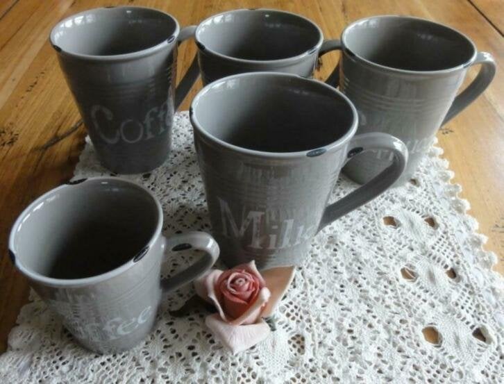 1 mokje + 4 grote mokken, Amadeo, Home Décor, oude look, -, Poterie, Comme neuf, Autres types