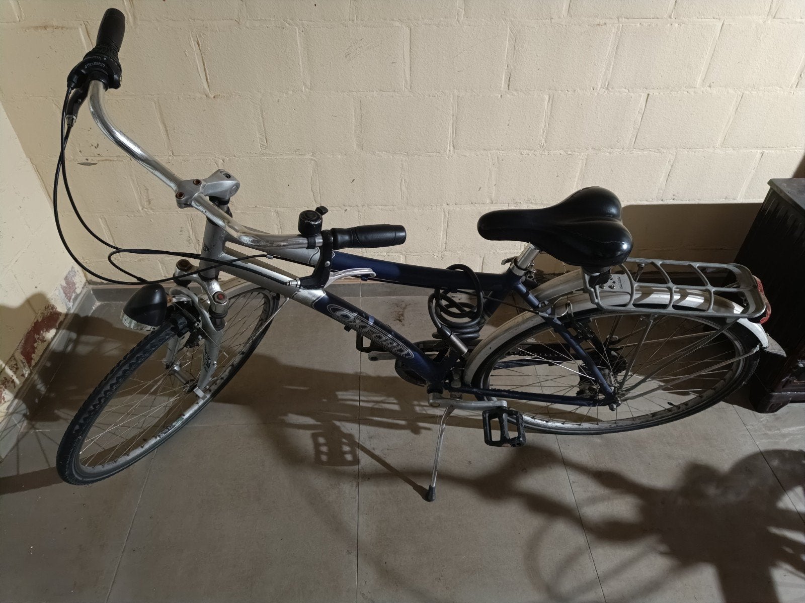 Oxford volwassenen fiets grijs/blauw, Vélos & Vélomoteurs, Vélos | Tandems, Frein sur jante, Moins de 10 vitesses, Comme neuf