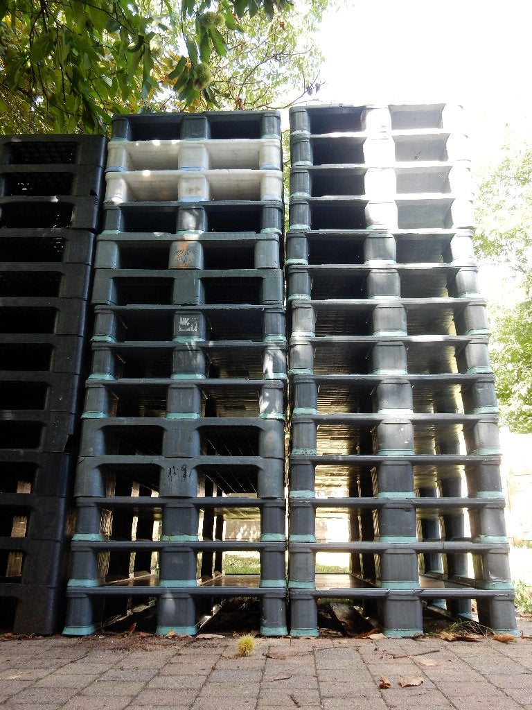 20 stevige kunststof paletten met gesloten dek, Doe-het-zelf en Bouw, Ophalen, Gebruikt