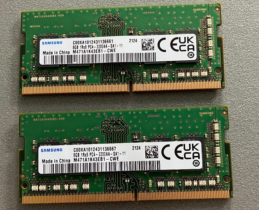 Ddr4 ram geheugen 2 x 8 Gb, Ophalen, DDR4, 8 GB, Zo goed als nieuw
